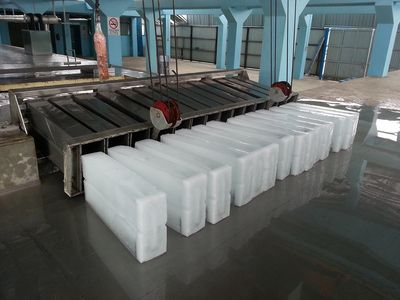 Machine de fabrication de glace de flocon avec la capacité journalière de  10 tonnes